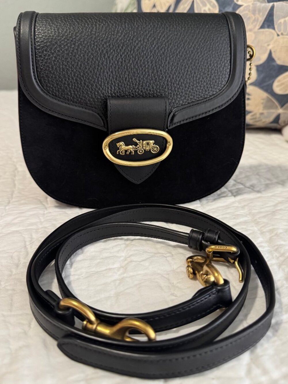 NWOT Coach Kat Saddle Bag 20